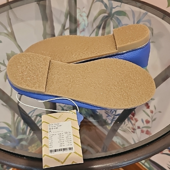 Gudrun Sjoden Blue Flats - Picture 3 of 3